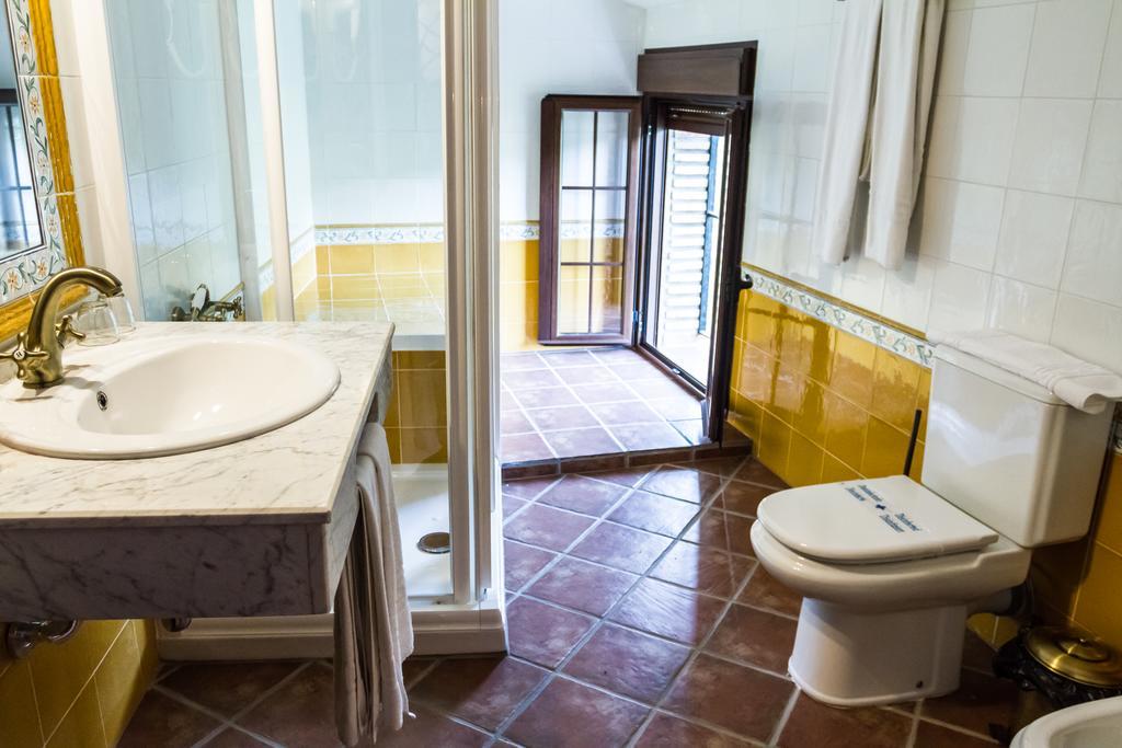 Aparthotel Rural 12 Canos Galaroza Eksteriør bilde