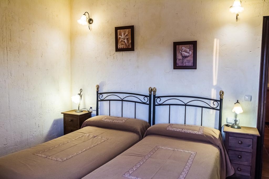Aparthotel Rural 12 Canos Galaroza Eksteriør bilde